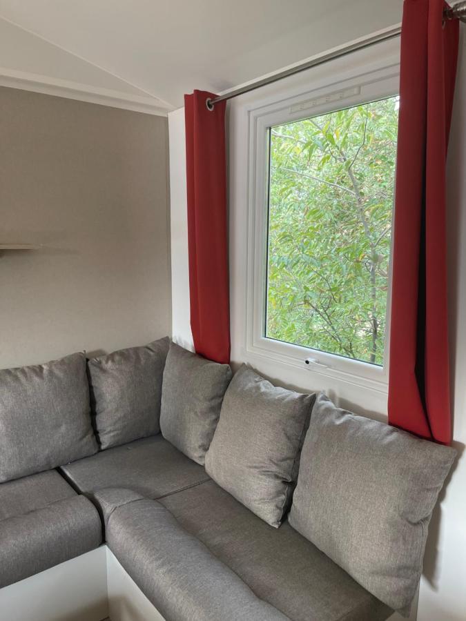 Camping Oliana Esterno foto